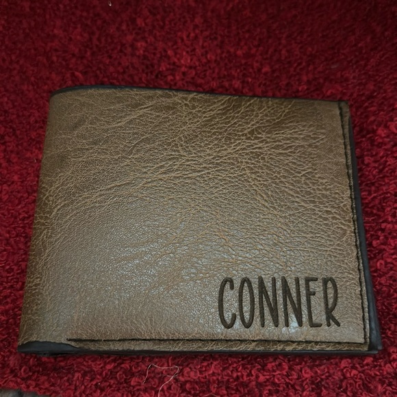 Custom Name Wallet - Picture 1 of 4